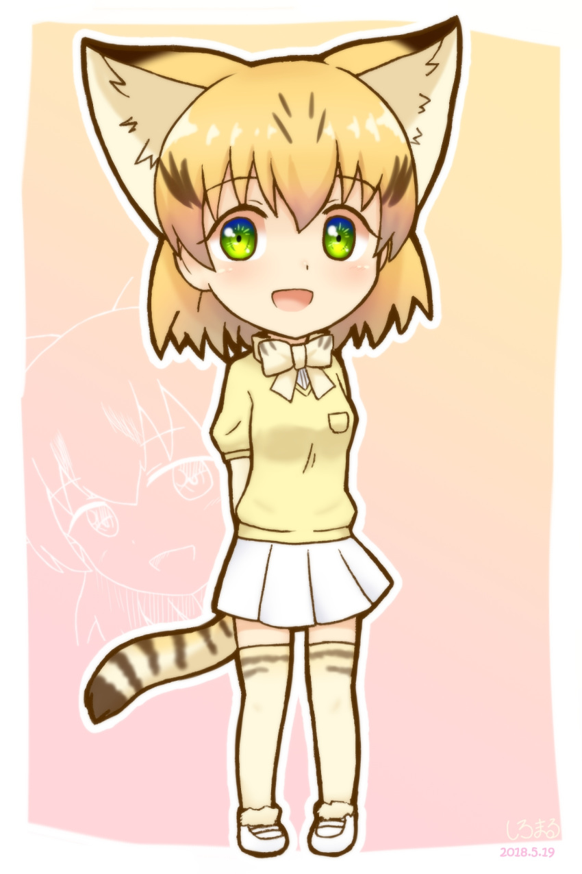 :d adapted_costume animal_ears arms_behind_back blonde_hair bow bowtie cat_ears cat_tail chibi commentary_request cosplay extra_ears fennec_(kemono_friends) fennec_(kemono_friends)_(cosplay) full_body green_eyes highres kemono_friends looking_at_viewer open_mouth outline pink_background pleated_skirt sand_cat_(kemono_friends) shiraha_maru short_hair short_sleeves simple_background skirt smile solo striped_tail tail thighhighs white_outline white_skirt