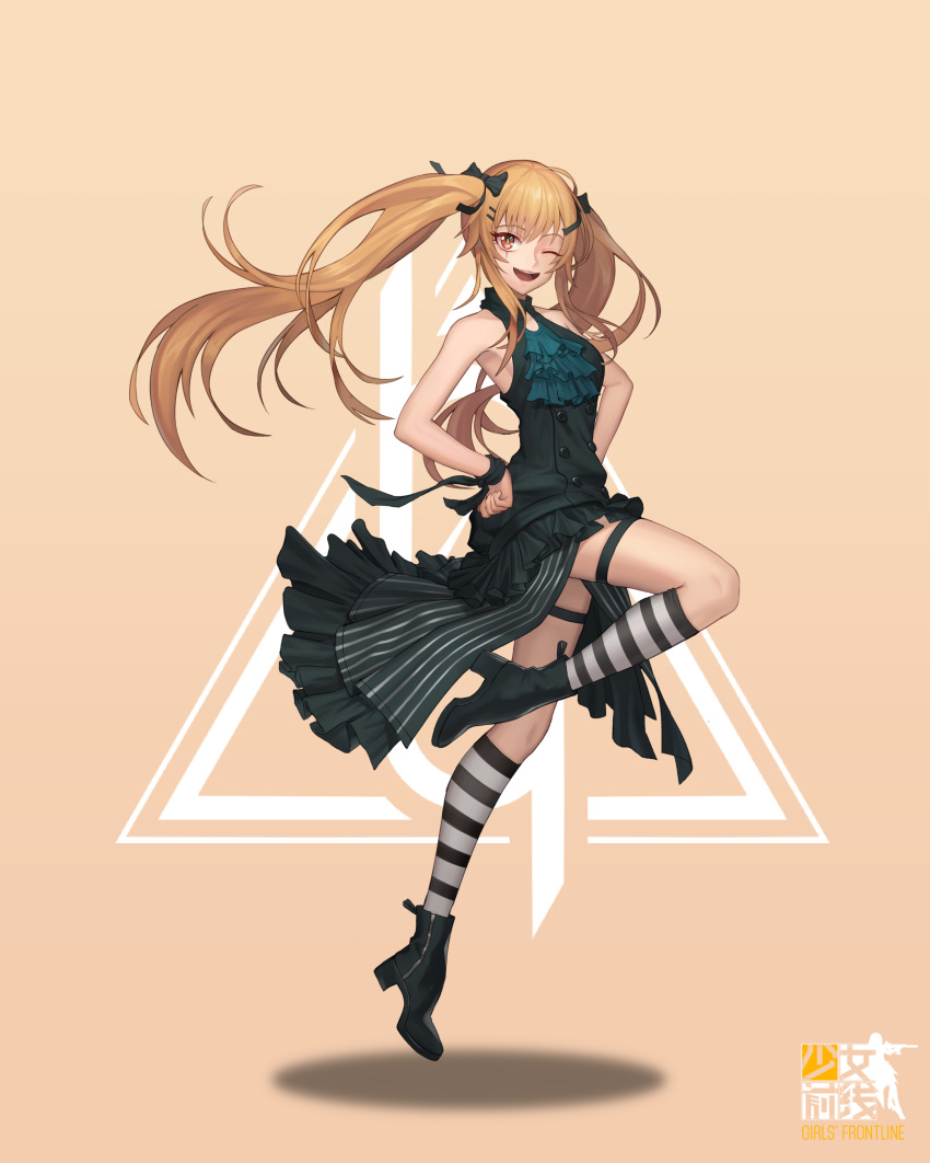 404_logo_(girls_frontline) absurdres armpits bangs bare_shoulders black_dress black_footwear black_ribbon blush boots brown_hair commentary_request dlalsrl03131 dress eyebrows_visible_through_hair floating_hair girls_frontline hair_ornament hair_ribbon hairclip hands_on_hips high_heel_boots high_heels highres hopping leg_up logo long_hair looking_at_viewer one_eye_closed open_mouth ribbon scar scar_across_eye simple_background sleeveless sleeveless_dress smile solo striped striped_legwear thigh_strap thighs twintails ump9_(girls_frontline) wrist_ribbon