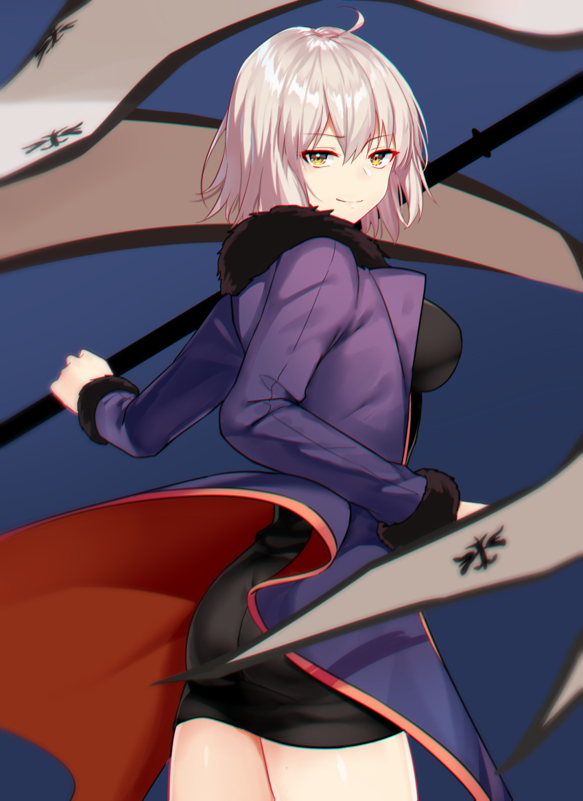 ahoge ass bangs black_dress blue_background blue_jacket closed_mouth coat cowboy_shot dress eyebrows_visible_through_hair fate/grand_order fate_(series) flag fur-trimmed_coat fur-trimmed_jacket fur-trimmed_sleeves fur_collar fur_trim highres holding holding_flag jacket jeanne_d'arc_(alter)_(fate) jeanne_d'arc_(fate)_(all) open_clothes open_coat sada_(sadahalu) short_dress short_hair silver_hair simple_background solo wicked_dragon_witch_ver._shinjuku_1999 yellow_eyes