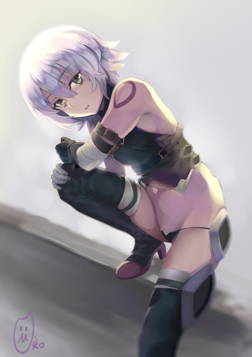 absurdres bandaged_arm bandages black_gloves black_legwear black_panties crop_top dutch_angle expressionless fate/apocrypha fate_(series) full_body gloves green_eyes grey_background halterneck highres jack_the_ripper_(fate/apocrypha) looking_at_viewer micro_panties panties short_hair shoulder_tattoo solo squatting tattoo thighhighs underwear white_hair yonago_miko