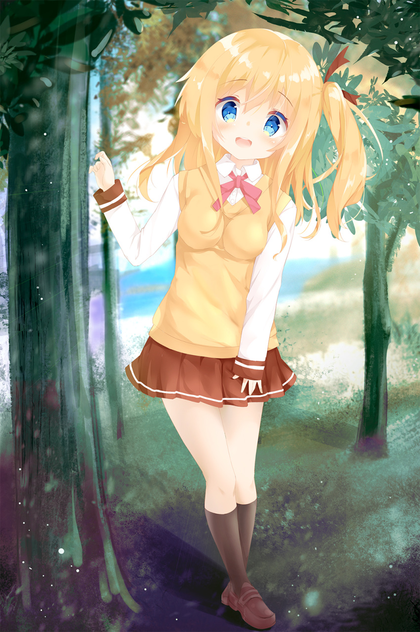 :d bangs black_legwear blonde_hair blue_eyes blurry blurry_background blush breasts brown_footwear brown_ribbon brown_skirt collared_shirt comic_girls commentary_request day depth_of_field dress_shirt eyebrows_visible_through_hair forest hair_between_eyes hair_ribbon highres kneehighs koizuka_koyume leaning_to_the_side loafers long_hair long_sleeves looking_at_viewer medium_breasts nature one_side_up open_mouth outdoors pleated_skirt ribbon shiraki_shiori shirt shoes skirt sleeves_past_wrists smile solo standing sweater_vest tree upper_teeth white_shirt