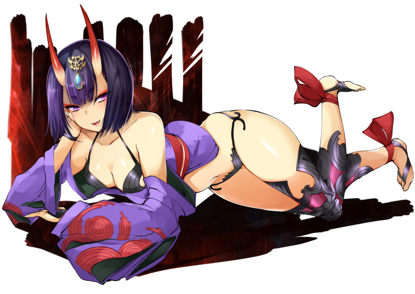 :d absurdres agetama bare_shoulders barefoot black_hair breasts cleavage collarbone eyebrows_visible_through_hair eyeliner fangs fate/grand_order fate_(series) hair_ornament highres horns japanese_clothes kimono looking_at_viewer makeup medium_breasts navel oni open_mouth purple_eyes revealing_clothes short_hair shuten_douji_(fate/grand_order) smile solo thighhighs