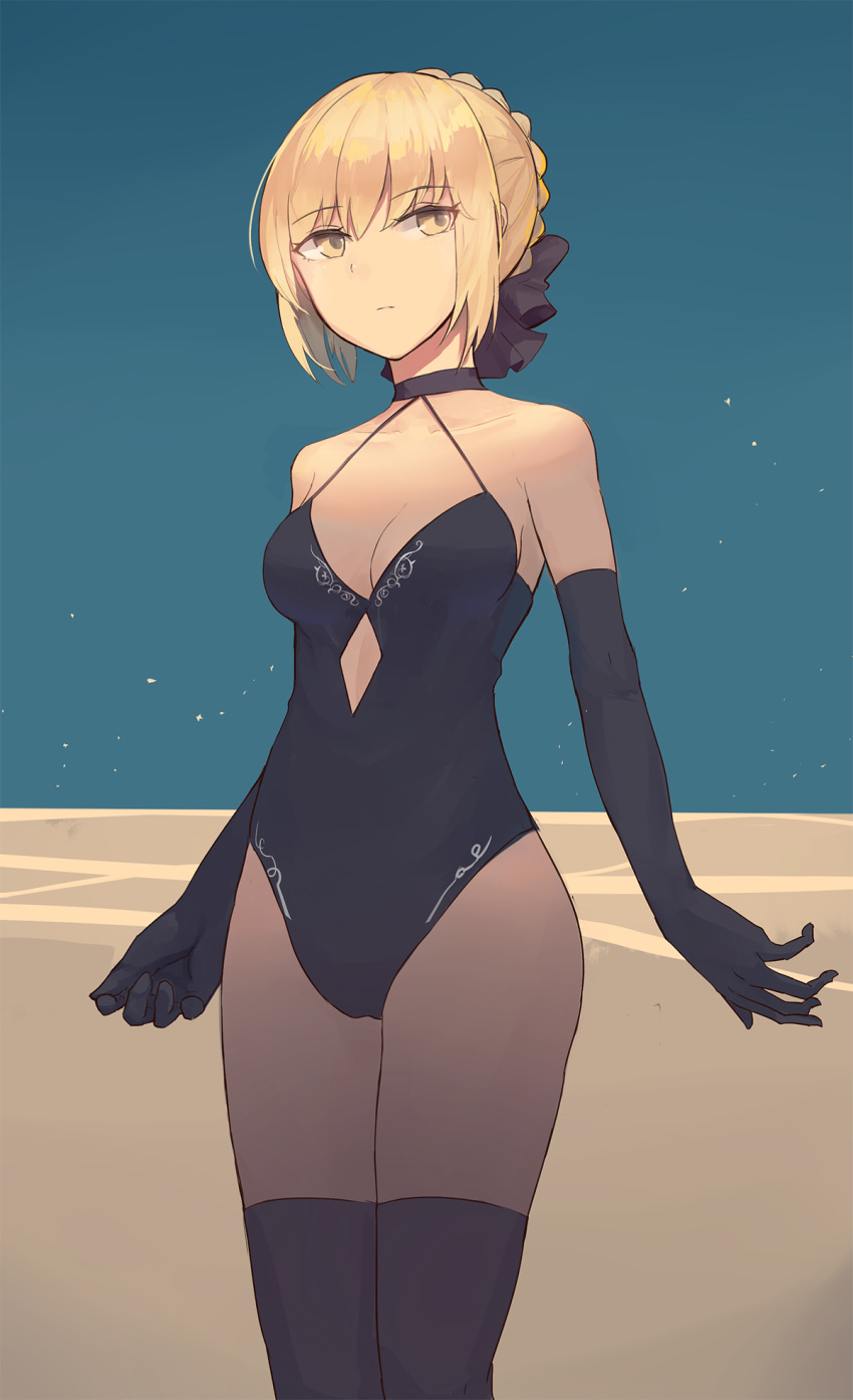 adapted_costume artoria_pendragon_(all) bangs black_bow black_gloves black_legwear black_leotard blonde_hair blunt_bangs bow breasts choker cleavage collarbone cowboy_shot elbow_gloves eyebrows_visible_through_hair fate/stay_night fate_(series) gloves hair_between_eyes hair_bow highres leotard looking_to_the_side medium_breasts mongarit saber_alter short_hair sidelocks solo standing thighhighs yellow_eyes