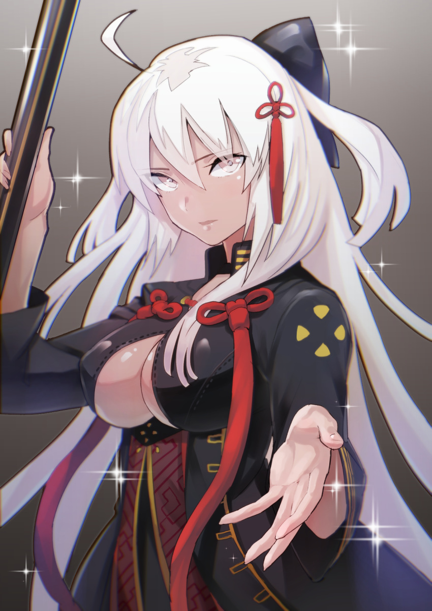 ahoge black_bow bow breasts cleavage commentary_request dark_skin fate/grand_order fate_(series) green322 hair_between_eyes hair_bow hair_ornament high_collar highres large_breasts long_hair looking_at_viewer okita_souji_(alter)_(fate) okita_souji_(fate)_(all) solo tassel tied_hair very_long_hair white_hair yellow_eyes