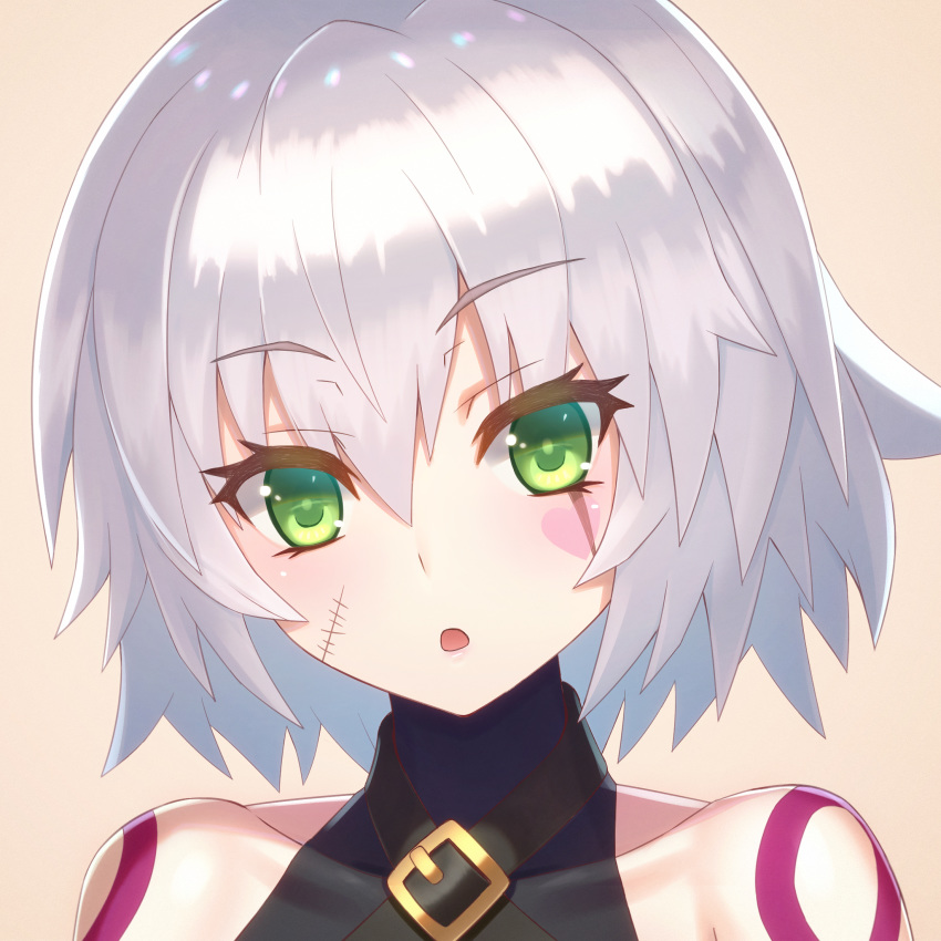 :o bangs bare_shoulders belt_buckle blush buckle commentary_request covered_collarbone eyebrows_visible_through_hair facial_scar fate/apocrypha fate_(series) green_eyes grey_hair hair_between_eyes heart highres jack_the_ripper_(fate/apocrypha) kaina_(tsubasakuronikuru) looking_at_viewer pink_background portrait scar scar_across_eye scar_on_cheek short_hair shoulder_tattoo simple_background solo tattoo turtleneck
