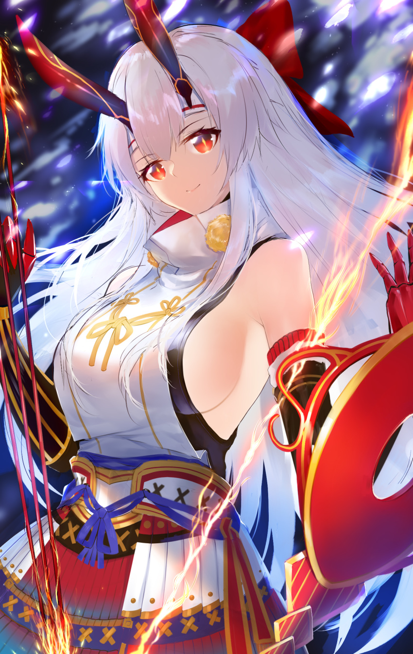 armor arrow bangs bare_shoulders between_fingers bow bow_(weapon) breasts closed_mouth commentary_request detached_sleeves fate/grand_order fate_(series) fire hair_bow hand_up head_tilt headband high_collar highres horz japanese_armor kote kusazuri large_breasts long_hair looking_at_viewer oni_horns red_bow red_eyes shiny shiny_hair sidelocks sleeveless slit_pupils smile solo standing tomoe_gozen_(fate/grand_order) weapon white_hair white_headband