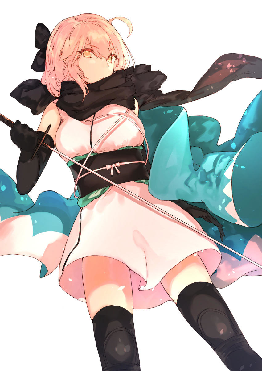 absurdres ahoge black_bow black_gloves black_legwear black_scarf blonde_hair bow elbow_gloves eyebrows_visible_through_hair fate/grand_order fate_(series) fifuth from_below gloves hair_between_eyes hair_bow haori highres holding holding_sword holding_weapon japanese_clothes katana kimono long_hair obi okita_souji_(fate) okita_souji_(fate)_(all) sash scarf short_kimono simple_background sleeveless sleeveless_kimono solo standing sword thighhighs weapon white_background white_kimono yellow_eyes