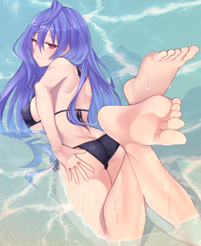 ass back barefoot bikini black_bikini blue_hair breasts day dura eyebrows_visible_through_hair feet from_behind highres iris_heart large_breasts long_hair looking_at_viewer looking_back neptune_(series) ocean outdoors red_eyes smile soles solo swimsuit symbol-shaped_pupils toes very_long_hair