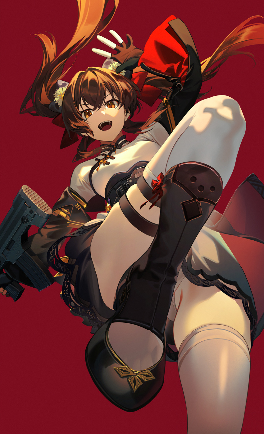 1girl assault_rifle black_footwear bow brown_eyes brown_hair dress flower from_below girls'_frontline_2:_exilium gun hair_flower hair_ornament highres qbz-97 red_background red_bow rff_(3_percent) rifle simple_background smile solo thighhighs thighs type_97_(girls'_frontline) weapon white_dress white_flower white_thighhighs