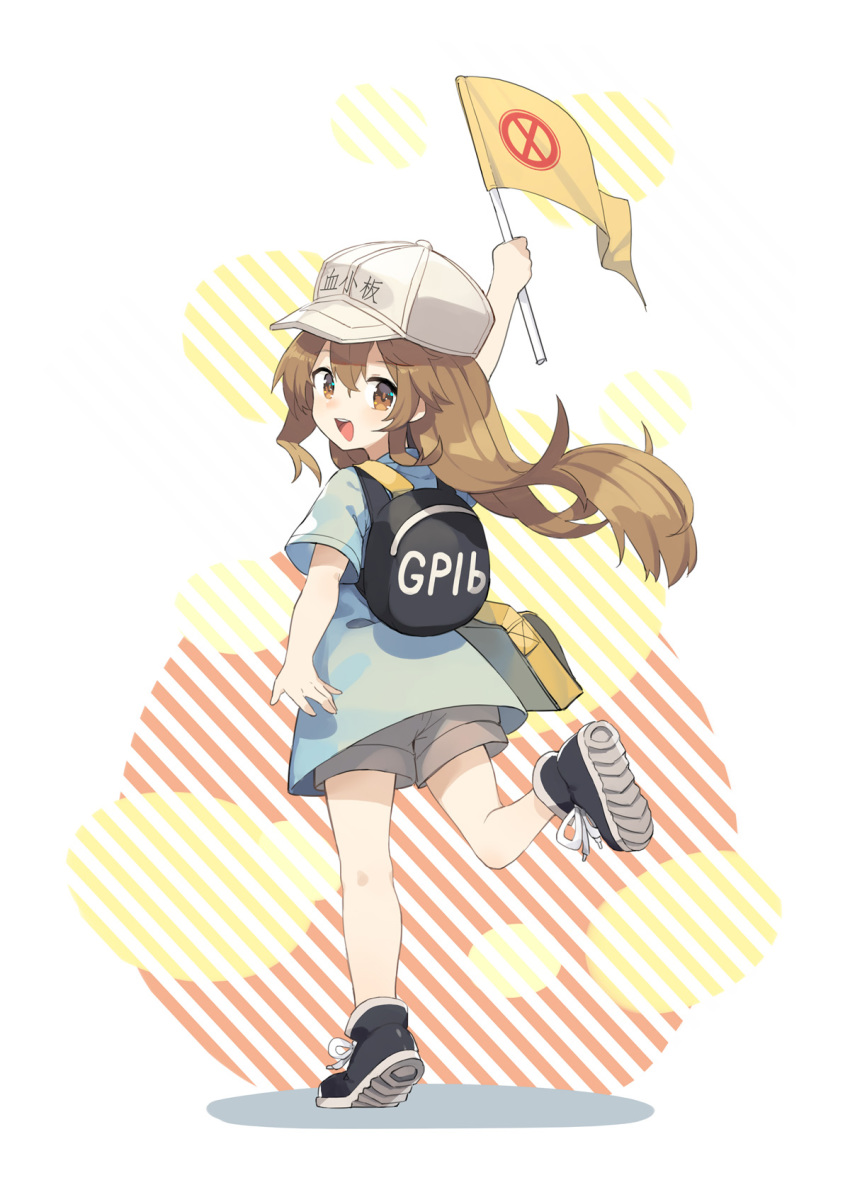 :d arm_up backpack bag bangs black_footwear blue_shirt brown_eyes brown_hair brown_shorts character_name eyebrows_visible_through_hair flag flat_cap floating_hair from_behind full_body hair_between_eyes hat hataraku_saibou highres holding holding_flag laces leg_up long_hair looking_at_viewer looking_back open_mouth outstretched_arm platelet_(hataraku_saibou) sh_(562835932) shirt shoes short_sleeves shorts shoulder_bag smile solo standing standing_on_one_leg upper_teeth white_background white_hat