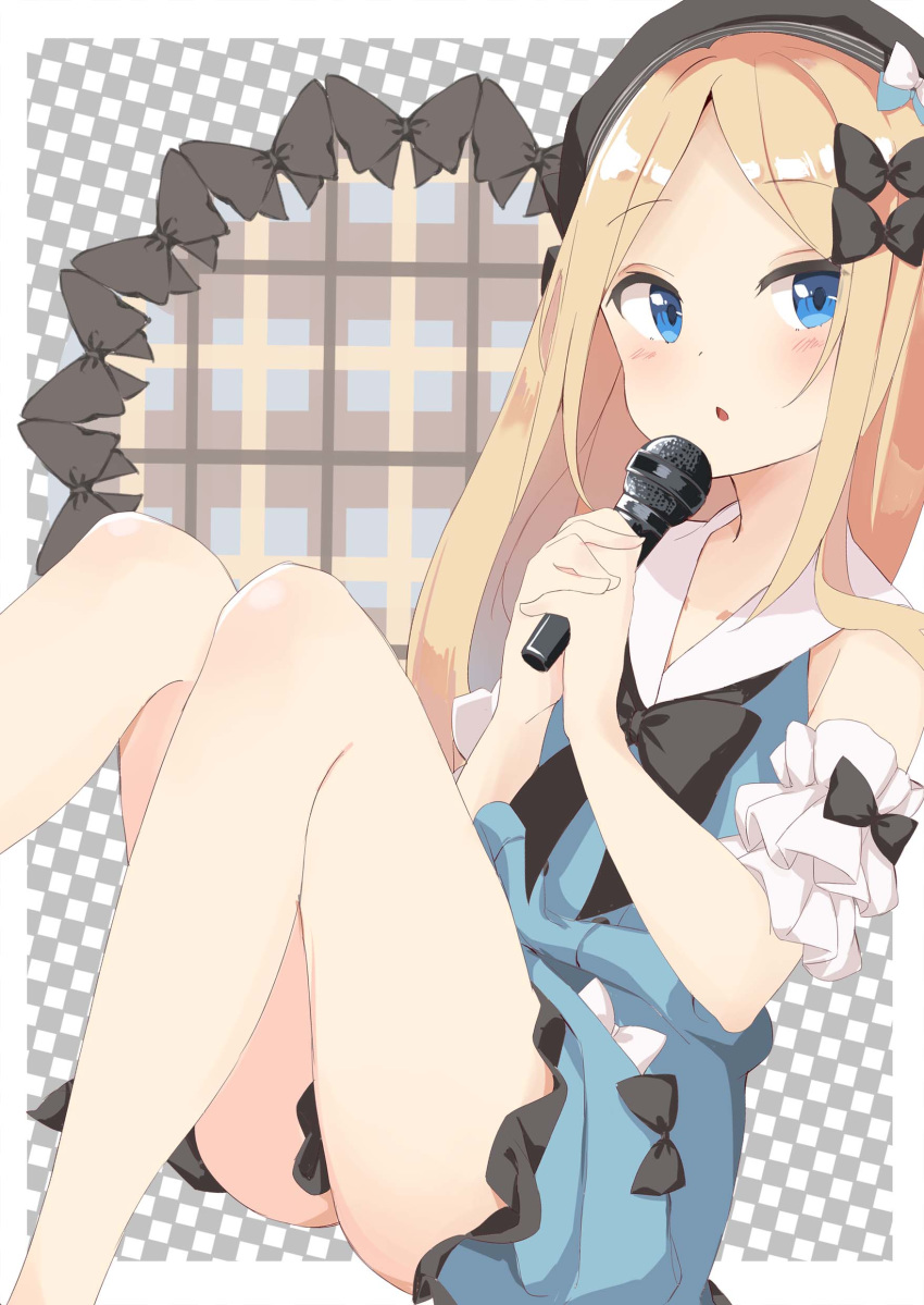 abigail_williams_(fate/grand_order) absurdres bangs bare_legs bare_shoulders black_bow black_hat blonde_hair blue_bow blue_dress blue_eyes blush bow checkered collared_dress commentary_request dress eyebrows_visible_through_hair fate/grand_order fate_(series) forehead hands_up hat highres holding holding_microphone long_hair microphone mola_mola parted_bangs parted_lips sitting sleeveless sleeveless_dress solo very_long_hair white_bow