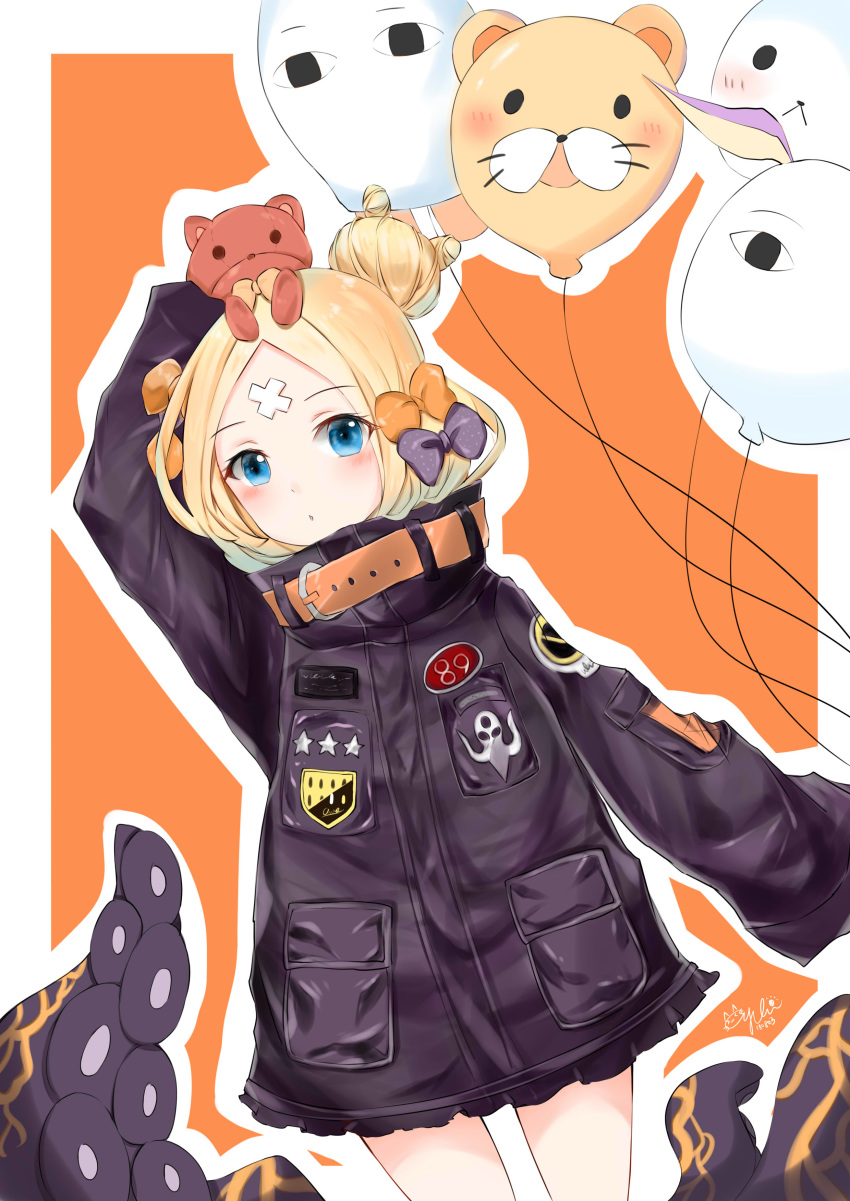 abigail_williams_(fate/grand_order) absurdres arm_up balloon bandaid_on_forehead bangs black_bow black_jacket blonde_hair blue_eyes blush bow commentary_request dated dutch_angle eyebrows_visible_through_hair fate/grand_order fate_(series) hair_bow hair_bun heroic_spirit_traveling_outfit highres jacket long_hair long_sleeves looking_at_viewer medjed on_head orange_bow outline parted_bangs polka_dot polka_dot_bow signature sleeves_past_fingers sleeves_past_wrists solo stuffed_animal stuffed_toy suction_cups teddy_bear tentacles white_outline yukineko1018