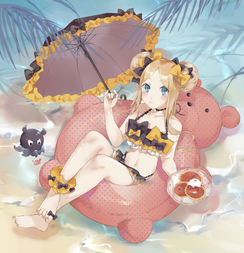 :t abigail_williams_(fate/grand_order) animal bangs bare_arms bare_shoulders barefoot bikini black_bikini black_bow black_umbrella blue_eyes blush bow closed_mouth collarbone commentary_request crab day double_bun eating emerald_float eyebrows_visible_through_hair fate/grand_order fate_(series) fingernails forehead fork frilled_umbrella frills hair_bow hand_up highres holding holding_fork holding_plate innertube light_brown_hair lizi13896363898 navel octopus orange_bow outdoors parted_bangs pink_innertube plate polka_dot polka_dot_bow polka_dot_innertube side_bun sidelocks solo swimsuit toenails tokitarou_(fate/grand_order) transparent umbrella water