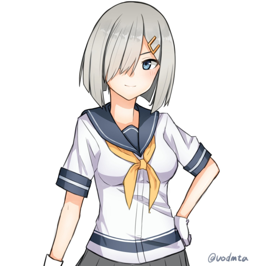 black_skirt blue_eyes blush breasts closed_mouth gloves grey_hair hair_ornament hair_over_one_eye hairclip hamakaze_(kantai_collection) hand_on_hip highres kantai_collection looking_at_viewer medium_breasts miniskirt neckerchief school_uniform serafuku short_hair simple_background skirt smile solo twitter_username white_background white_gloves yellow_neckwear yuubokumin