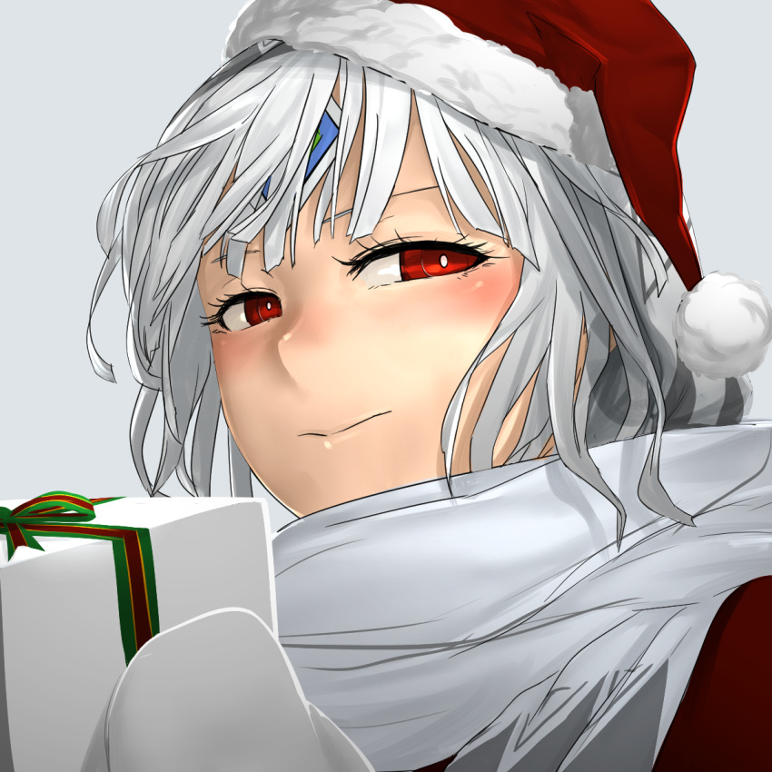 altera_(fate) alternate_costume bangs blunt_bangs blush closed_mouth dark_skin fate/grand_order fate_(series) gift gloves hat highres holding holding_gift i-pan looking_at_viewer red_eyes santa_hat scarf short_hair simple_background smile solo tan white_gloves white_hair white_scarf