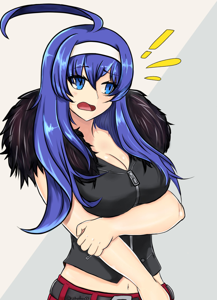 /\/\/\ 1girl ahoge bangs belt blue_eyes blue_hair blush breasts carmine carmine_(cosplay) cleavage commentary commentary_request cosplay fur_collar hair_between_eyes hairband highres holding_arm huge_ahoge kitkatfox87 large_breasts long_hair midriff navel orie_(under_night_in-birth) solo under_night_in-birth white_hairband zipper