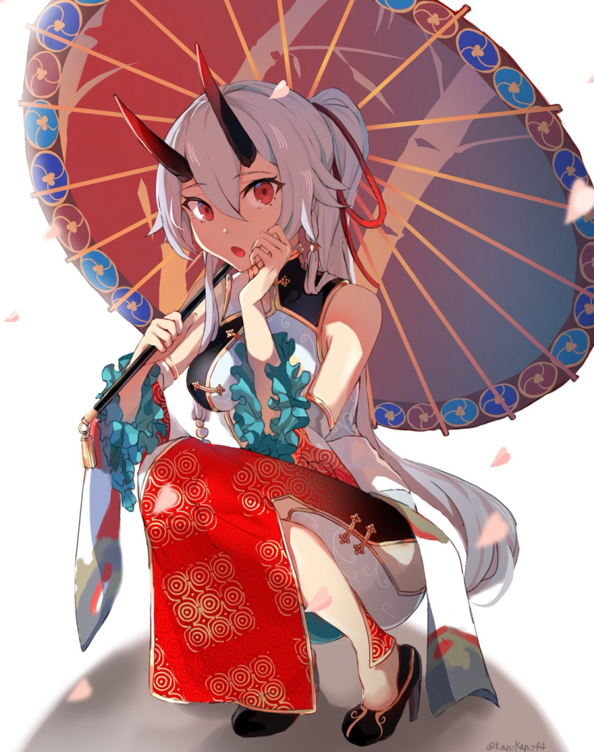 :o black_footwear china_dress chinese_clothes commentary_request dress eyelashes fate/grand_order fate_(series) hair_ribbon heroic_spirit_traveling_outfit high_heels highres kano_(kanokano44) long_hair looking_at_viewer oni_horns oriental_umbrella petals red_eyes red_ribbon ribbon side_slit silver_hair solo squatting tomoe_gozen_(fate/grand_order) twitter_username umbrella very_long_hair
