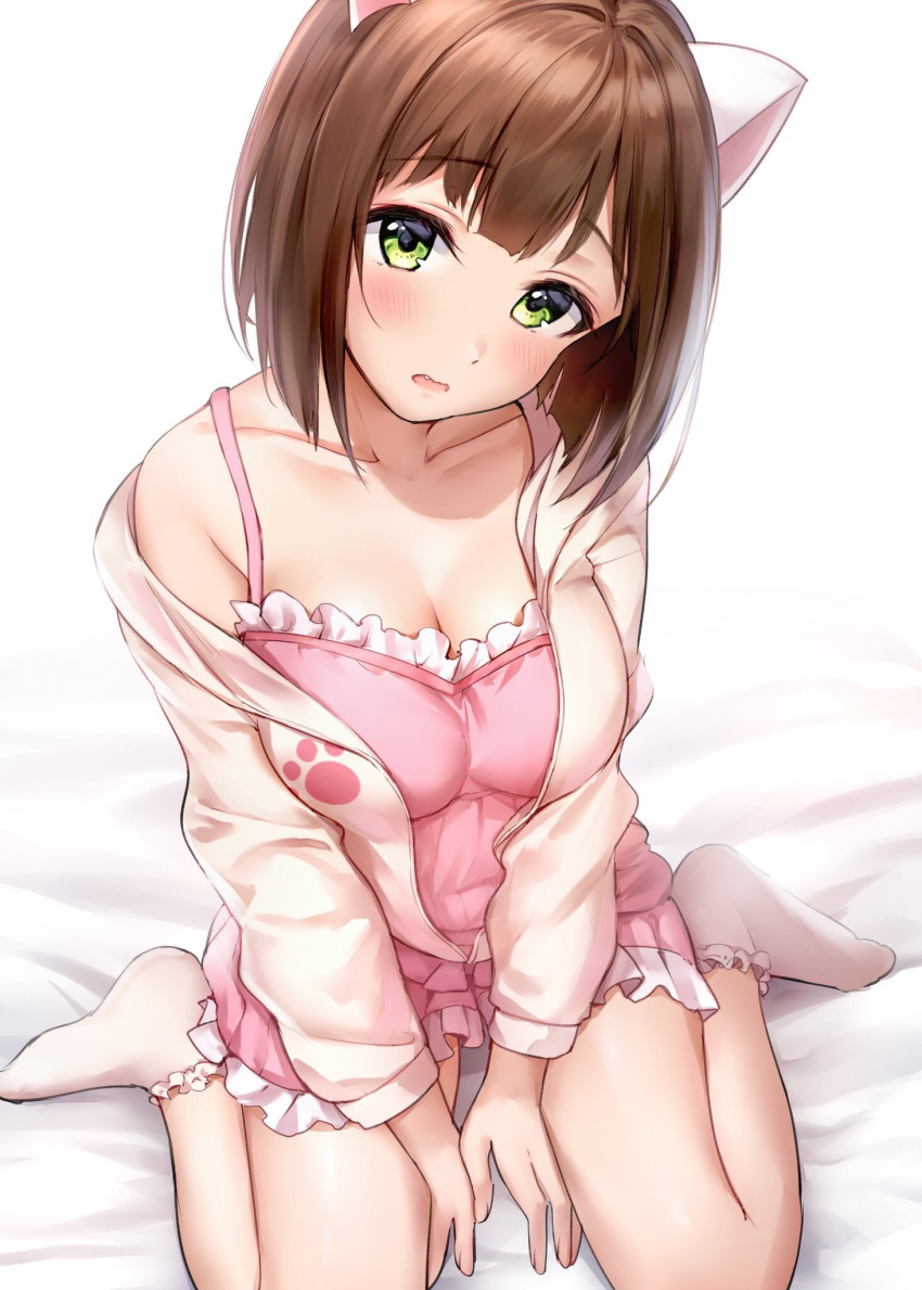 animal_ears bangs bare_shoulders blush bobby_socks breasts brown_hair cardigan cat_ears cleavage collarbone commentary_request green_eyes highres idolmaster idolmaster_cinderella_girls large_breasts legs looking_at_viewer maekawa_miku off_shoulder on_bed open_cardigan open_clothes open_mouth paw_print pink_camisole short_hair sitting socks solo sweater swept_bangs takeashiro thighs wariza white_background white_sweater