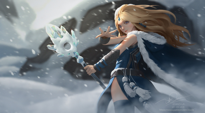 arm_up artist_name blonde_hair blue_coat blue_eyes blue_legwear breasts closed_mouth commentary dao_trong_le dated day defense_of_the_ancients dota_2 english_commentary forehead_jewel fur_trim highres holding lips long_hair looking_at_viewer medium_breasts outdoors patreon_username pointy_ears rylai_crestfall signature snow snowing solo spread_fingers sunlight thighhighs watermark web_address
