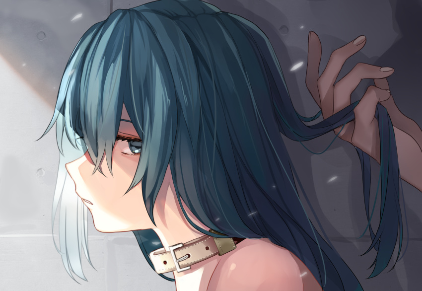 bangs bare_shoulders belt_buckle belt_collar blue_eyes blue_hair brown_collar buckle commentary_request derori eyebrows_visible_through_hair fingernails hair_between_eyes hand_in_hair highres original out_of_frame parted_lips portrait profile solo_focus