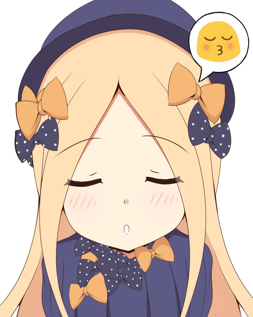 :o abigail_williams_(fate/grand_order) absurdres bangs black_bow black_dress black_hat blonde_hair blue_eyes blush bow closed_eyes commentary_request dress emoji emoticon eyebrows_visible_through_hair facing_viewer fate/grand_order fate_(series) forehead hair_bow hat highres long_hair mitchi o3o orange_bow parted_bangs parted_lips polka_dot polka_dot_bow puckered_lips simple_background solo upper_body white_background