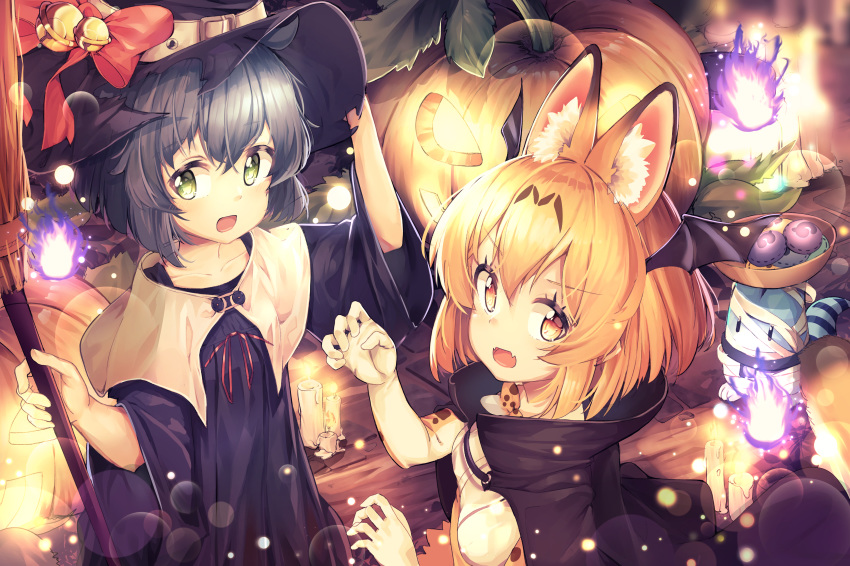 :d absurdres animal_ears_(artist) bat_wings bell black_hair blonde_hair bow bowl broom candle cape claw_pose commentary eyebrows_visible_through_hair fire flame food green_eyes halloween halloween_costume hat hat_bow head_wings highres huge_filesize jack-o'-lantern japari_bun jingle_bell kaban_(kemono_friends) kemono_friends lens_flare looking_at_viewer lucky_beast_(kemono_friends) multiple_girls open_mouth robe serval_(kemono_friends) short_hair smile wings witch_hat yellow_eyes