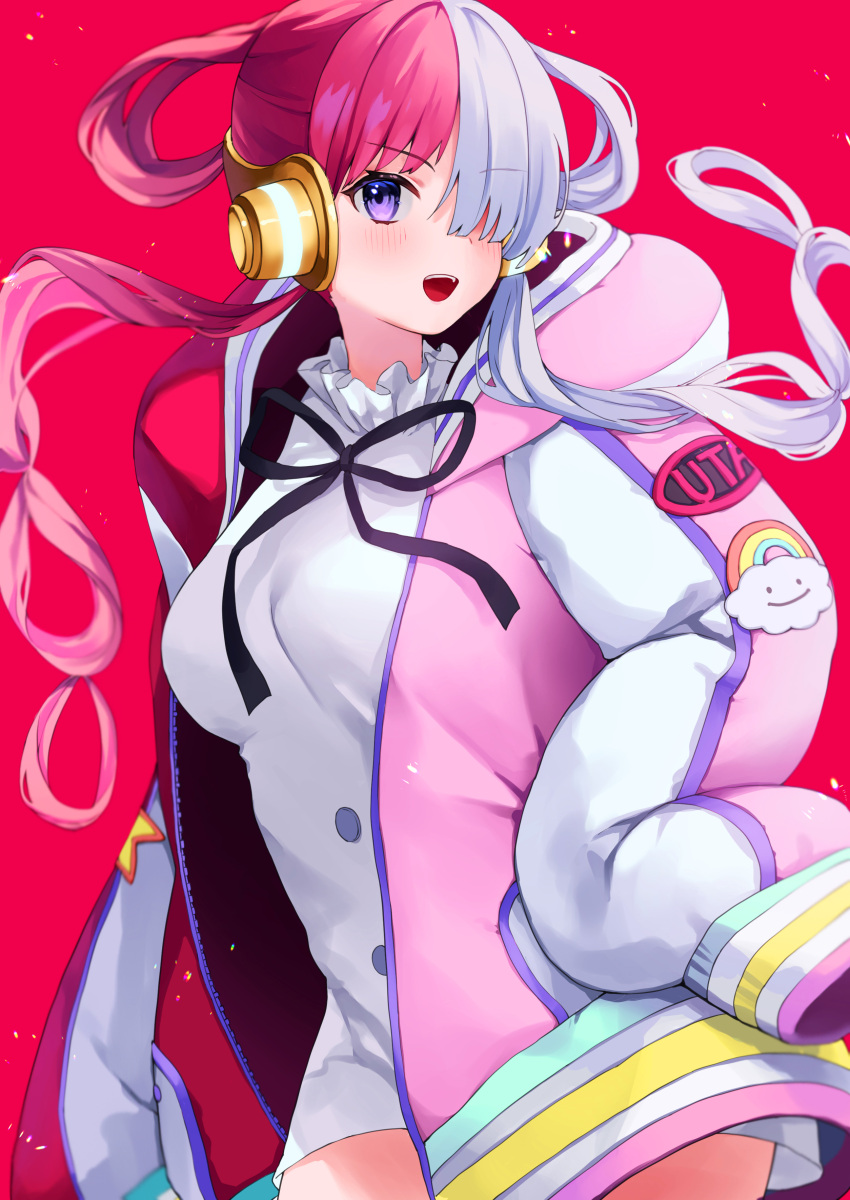 1girl absurdres black_ribbon blush commentary_request dress hair_over_one_eye highres hood hood_down hooded_jacket jacket kashuu_(pixiv_66328082) long_hair multicolored_hair neck_ribbon one_eye_covered one_piece one_piece_film:_red open_clothes open_jacket open_mouth pink_jacket purple_eyes red_background red_hair ribbon simple_background sleeves_past_wrists smile split-color_hair teeth upper_teeth_only uta_(one_piece) white_hair