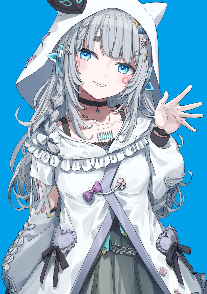 1girl and_uge atsushima blue_background blue_eyes blunt_bangs blush bow braid breasts chain circle_facial_mark commentary_request cowboy_shot cross-laced_clothes cross-laced_sleeves dress frilled_dress frills grey_hair grin hair_ornament hairclip heart heart_hair highres hood hood_up hooded_dress joints long_hair looking_at_viewer medium_bangs nanashi_inc. purple_bow robot_joints side_braid simple_background single_braid small_breasts smile solo thick_eyebrows virtual_youtuber waving white_dress