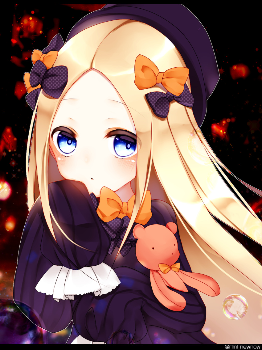 abigail_williams_(fate/grand_order) bangs black_bow black_dress black_hat blonde_hair blue_eyes blush bow bubble bug butterfly commentary_request dress eyebrows_visible_through_hair fate/grand_order fate_(series) forehead hair_bow hand_up hat highres insect letterboxed long_hair long_sleeves looking_at_viewer object_hug orange_bow parted_bangs parted_lips polka_dot polka_dot_bow rishou_(awayukiseyana) sleeves_past_fingers sleeves_past_wrists solo stuffed_animal stuffed_toy teddy_bear twitter_username very_long_hair