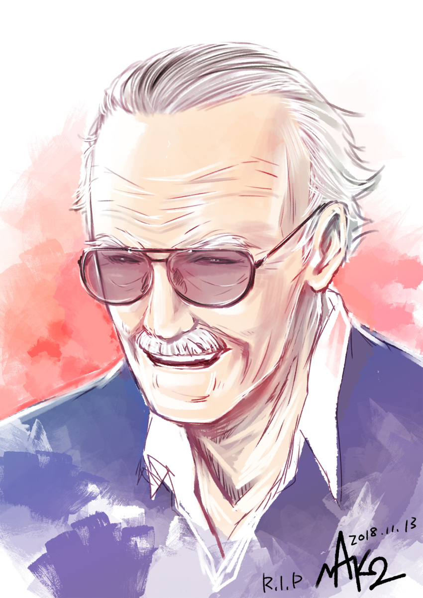 ak2 artist_name commentary dated facial_hair highres male_focus marvel mustache short_hair smile solo stan_lee sunglasses white_hair