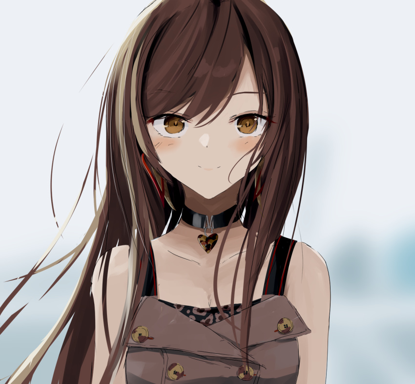 bangs bare_shoulders black_choker blurry blurry_background breasts brown_dress brown_eyes brown_hair choker closed_mouth collarbone commentary_request depth_of_field doran_(dorannomai) dress eyebrows_behind_hair hair_between_eyes heart highres idolmaster idolmaster_shiny_colors long_hair looking_at_viewer oosaki_amana sleeveless sleeveless_dress small_breasts smile solo upper_body