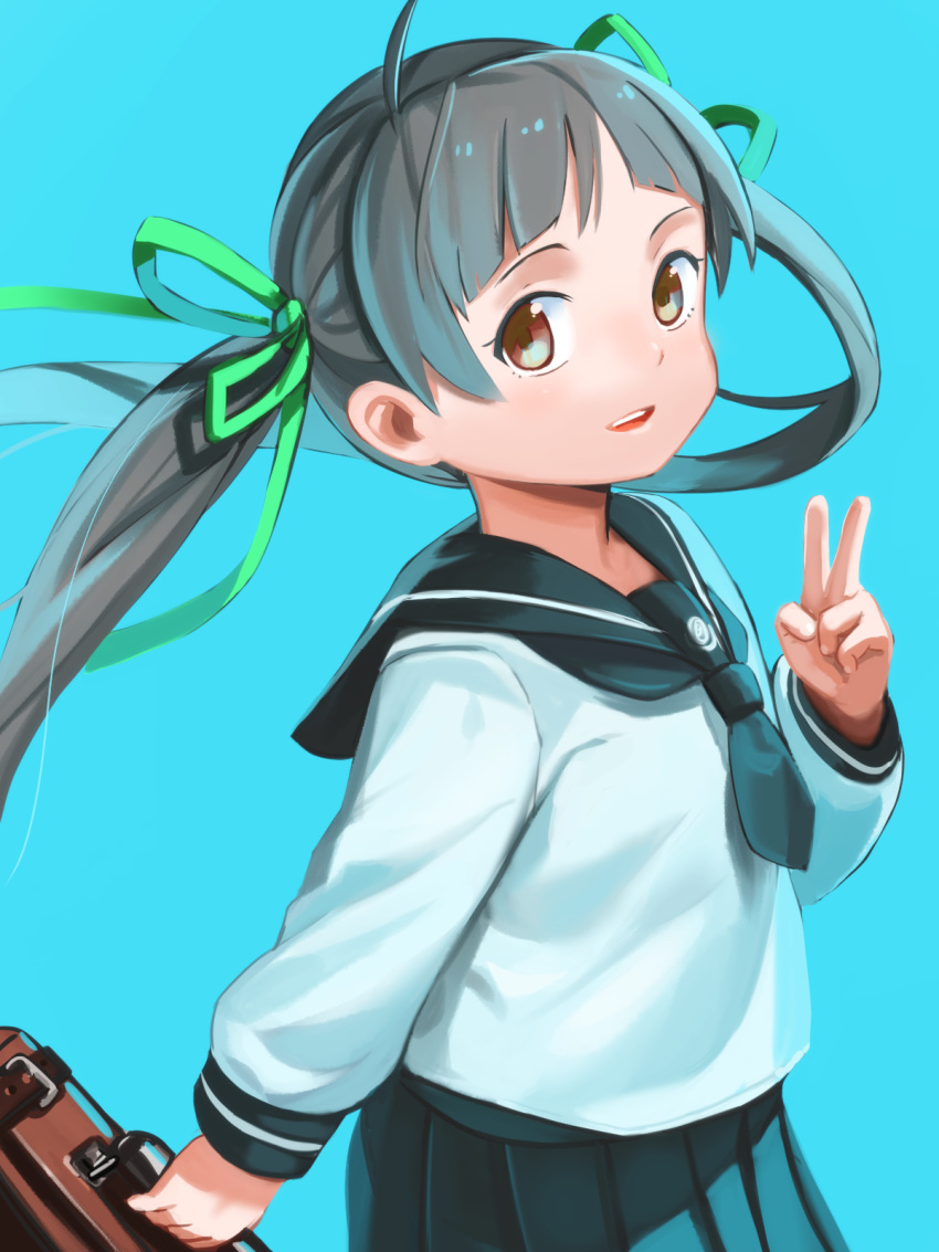 :d ahoge blue_background briefcase brown_eyes green_ribbon grey_hair hair_ribbon hakozaki_serika hand_up highres idolmaster idolmaster_million_live! imai_hiyoko long_sleeves looking_at_viewer open_mouth ribbon school_uniform simple_background smile solo standing twintails upper_body
