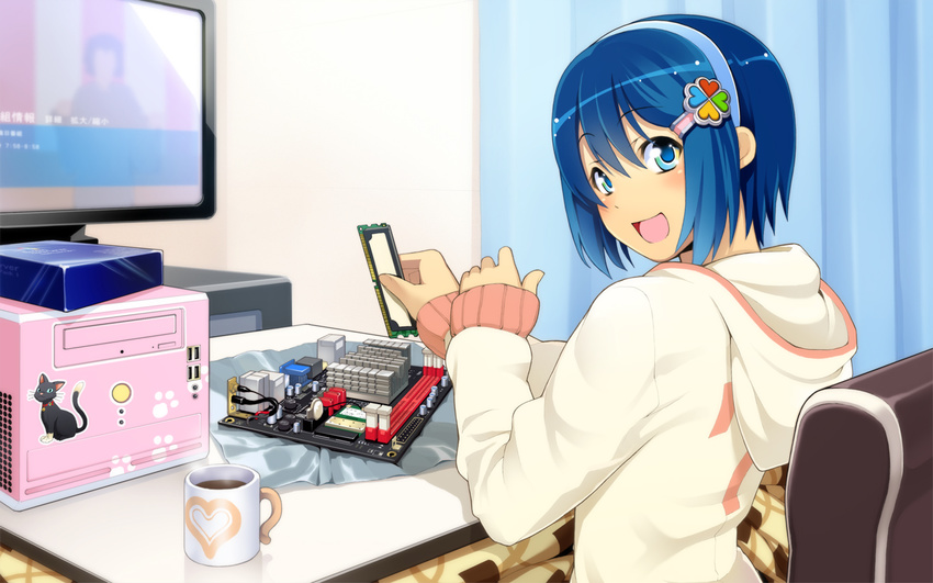 7-tan blue_eyes blue_hair blush coffee computer hair_ornament hairclip headband jacket madobe_nanami monitor official_art os-tan smile solo wakaba wallpaper