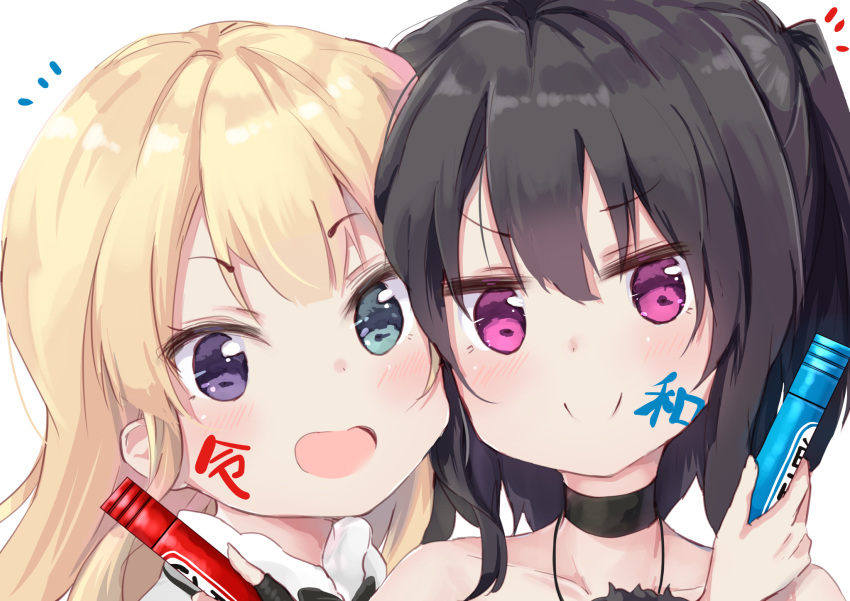 &gt;:) 2girls :d amano_kouki bangs bare_shoulders black_choker black_hair blonde_hair blue_eyes blush choker closed_mouth collarbone commentary_request eyebrows_visible_through_hair facepaint fingerless_gloves fingernails gloves hair_between_eyes halterneck heterochromia highres holding long_hair marker multiple_girls note-chan open_mouth original purple_eyes simple_background smile translation_request two_side_up v-shaped_eyebrows white_background