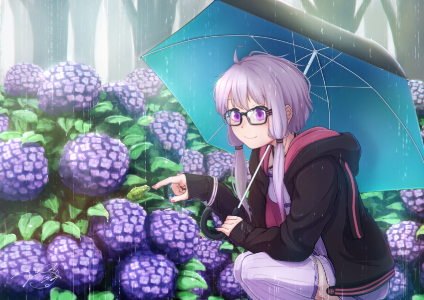 1girl bracelet commentary flower frog glasses highres hood hooded_jacket hoodie hydrangea jacket jewelry low_twintails nail_polish open_clothes open_hoodie purple_eyes purple_hair purple_legwear rain solo squatting thighhighs twintails umbrella usui_ryuusan voiceroid yuzuki_yukari