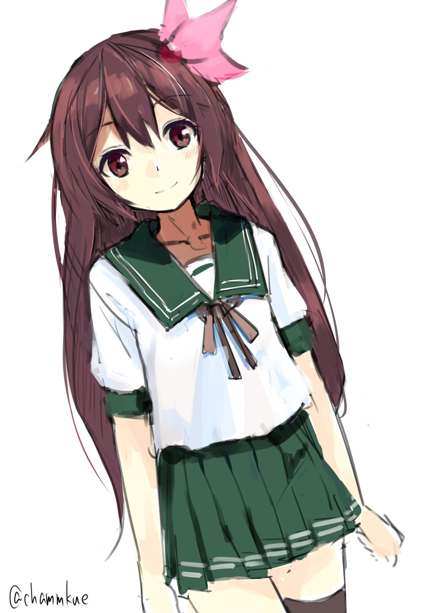 1girl absurdres black_legwear black_ribbon brown_eyes brown_hair chamu_(chammkue) cowboy_shot green_sailor_collar green_skirt hair_ornament highres kantai_collection kisaragi_(kantai_collection) long_hair looking_at_viewer neck_ribbon pleated_skirt ribbon sailor_collar school_uniform serafuku simple_background skirt smile solo thighhighs twitter_username white_background