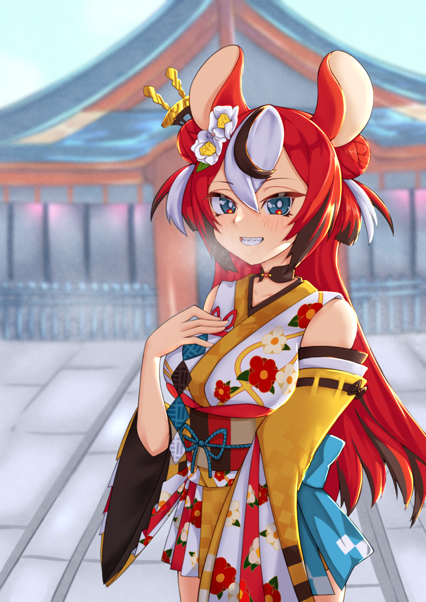 1girl absurdres animal_ears black_hair blue_eyes blush detached_sleeves double_bun floral_print_kimono flower hair_bun hair_flower hair_ornament hakos_baelz hakos_baelz_(new_year) highres hololive hololive_english japanese_clothes kimono long_hair looking_at_viewer mouse_ears mouse_girl multicolored_hair nyang-kaz official_alternate_costume red_hair smile solo streaked_hair two_side_up virtual_youtuber white_hair white_kimono yellow_eyes