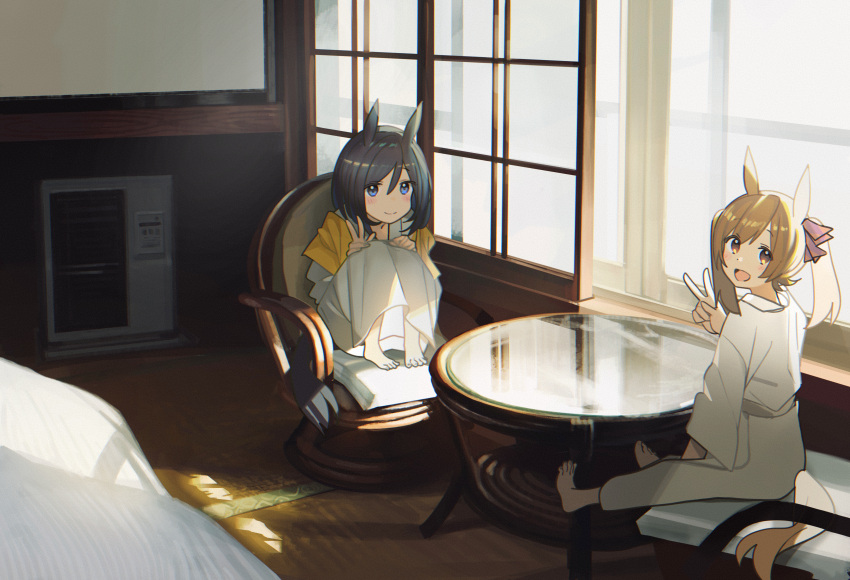 2girls absurdres alternate_costume animal_ears ashinowoto bed blue_eyes brown_eyes brown_hair commentary_request eishin_flash_(umamusume) highres horse_ears horse_girl horse_tail indoors japanese_clothes kimono knees_up long_sleeves multiple_girls on_chair smart_falcon_(umamusume) smile table tail tail_through_clothes twintails umamusume v w window yukata