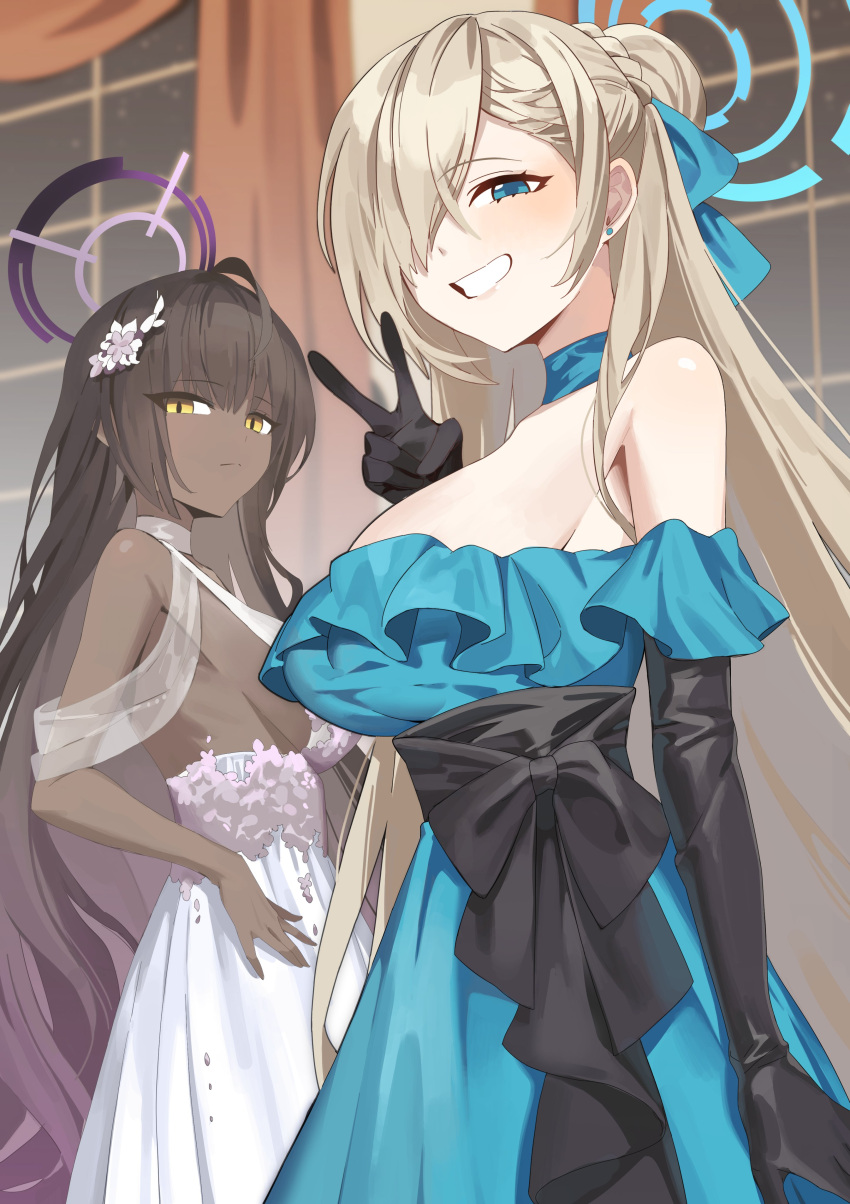 2girls absurdres asuna_(blue_archive) black_gloves black_hair blue_archive blue_dress blue_eyes blue_halo breasts closed_mouth dark-skinned_female dark_skin dress elbow_gloves gloves grin hair_over_one_eye halo highres karin_(blue_archive) large_breasts light_brown_hair long_hair multiple_girls purple_halo seizou_hidzuke smile v white_dress yellow_eyes