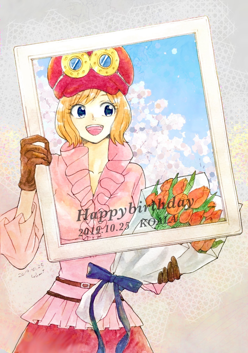 1girl 2019 artist_name blonde_hair blue_eyes bouquet brown_gloves character_name commentary_request cowboy_shot dated frilled_shirt frills gloves goggles goggles_on_headwear hanakotoba28 happy_birthday hat highres holding holding_bouquet koala_(one_piece) looking_to_the_side one_piece open_mouth pink_shirt shirt short_hair sky smile solo