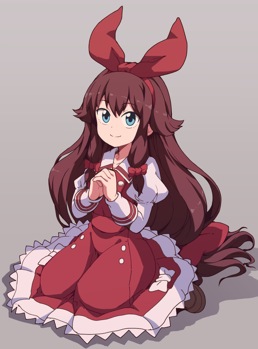 1girl absurdres blue_eyes blush bow brown_footwear brown_hair closed_mouth collarbone full_body grey_background hair_bow hairband highres kneeling long_hair long_sleeves nazonazo_(nazonazot) original red_bow simple_background smile solo