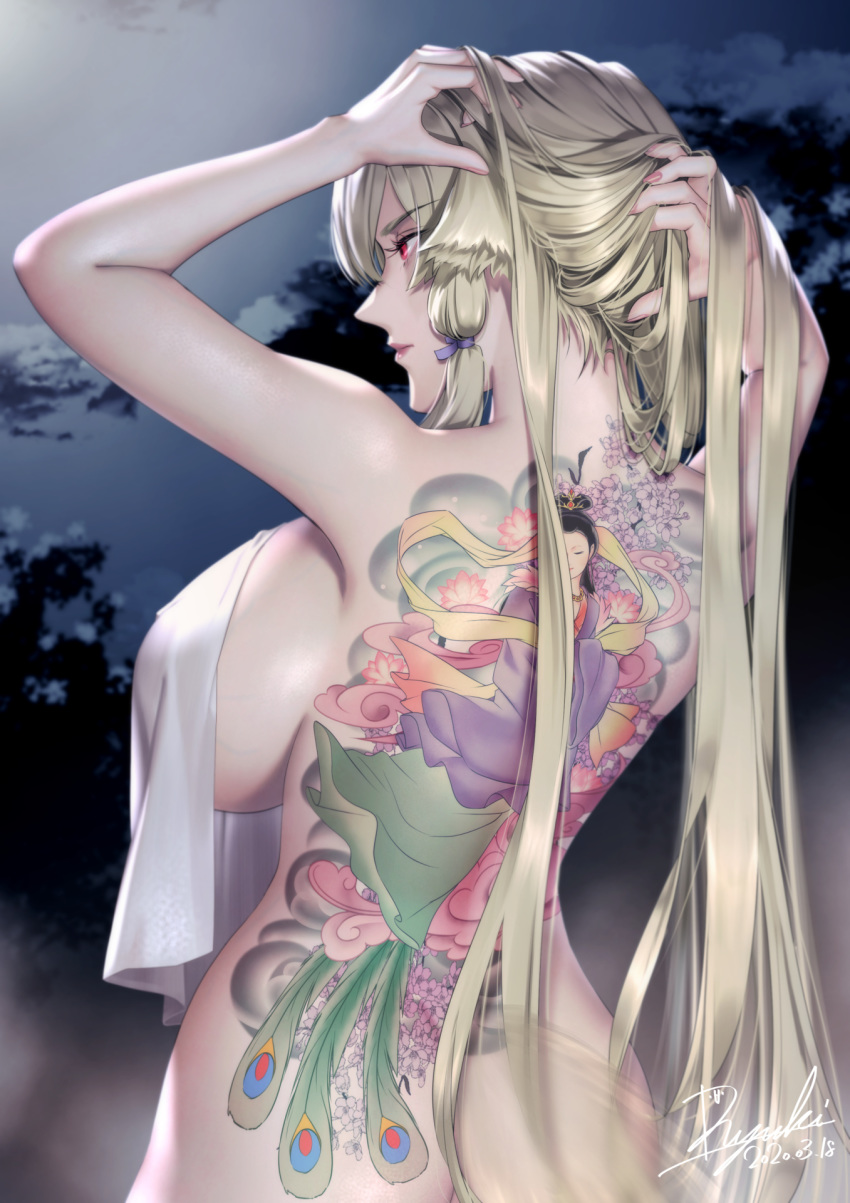 1girl adjusting_hair arms_behind_head arms_up ass back back_tattoo bangs blonde_hair breasts closed_mouth commentary_request eyebrows_visible_through_hair from_behind full_body_tattoo highres large_breasts long_hair nude original red_eyes ryuki@maguro-ex sideboob signature solo standing tattoo