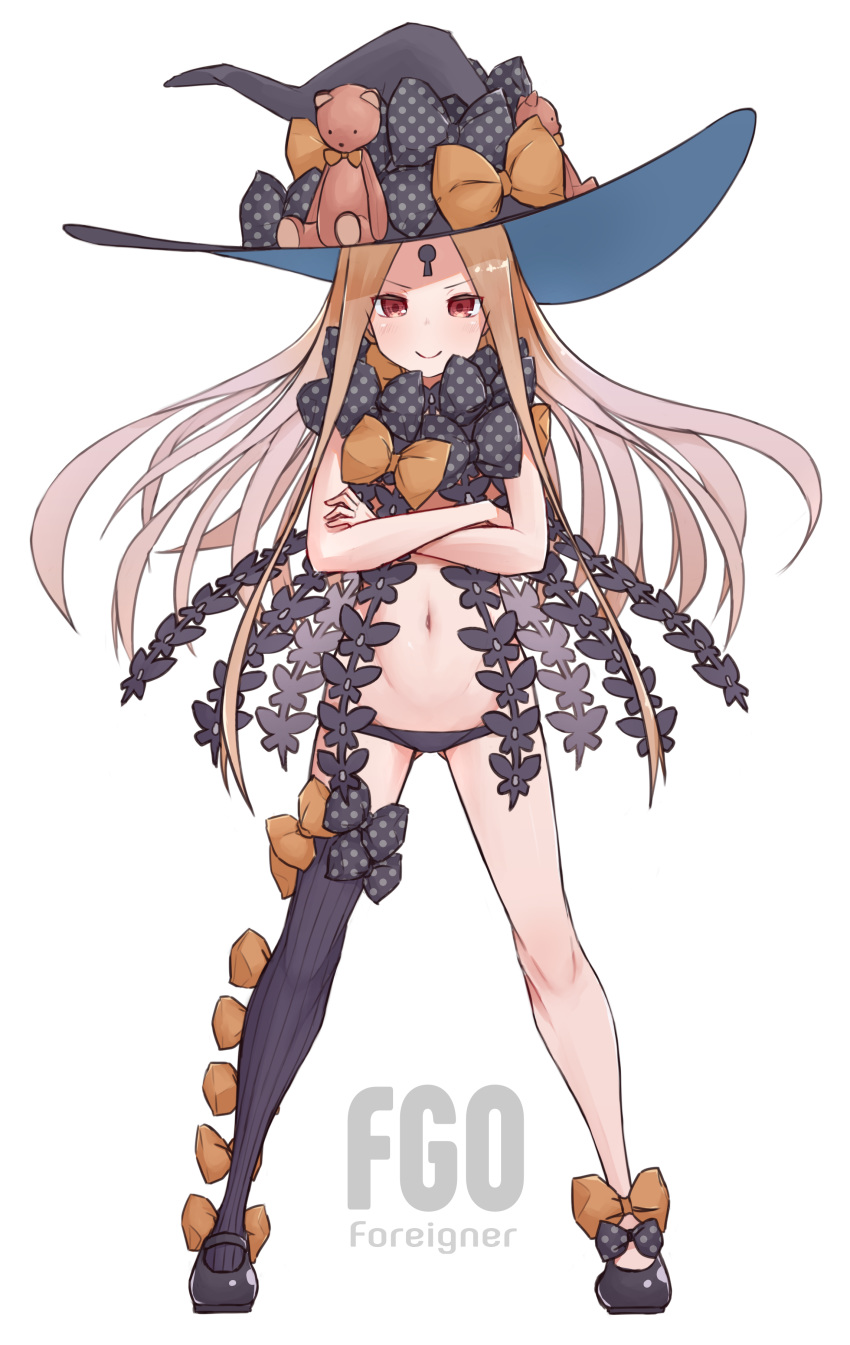 1girl abigail_williams_(fate/grand_order) absurdres bangs bare_arms black_bow black_footwear black_headwear black_legwear black_panties blonde_hair blush bow commentary_request copyright_name fate/grand_order fate_(series) full_body grey_hair hat hat_bow highres keyhole kopaka_(karda_nui) long_hair looking_at_viewer multicolored_hair multiple_bows navel orange_bow panties parted_bangs polka_dot polka_dot_bow red_eyes shoes simple_background single_thighhigh smile solo standing stuffed_animal stuffed_toy teddy_bear thighhighs two-tone_hair underwear very_long_hair white_background