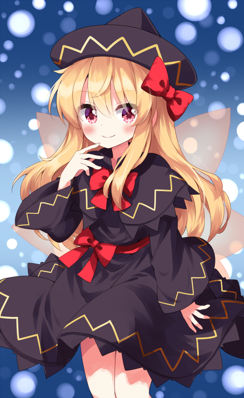 1girl black_capelet black_dress black_headwear blonde_hair blue_background bow bowtie capelet closed_mouth commentary_request dress gradient_background hair_bow highres lily_black lily_white long_hair long_sleeves red_bow red_bowtie red_eyes ruu_(tksymkw) sidelocks smile solo touhou wings