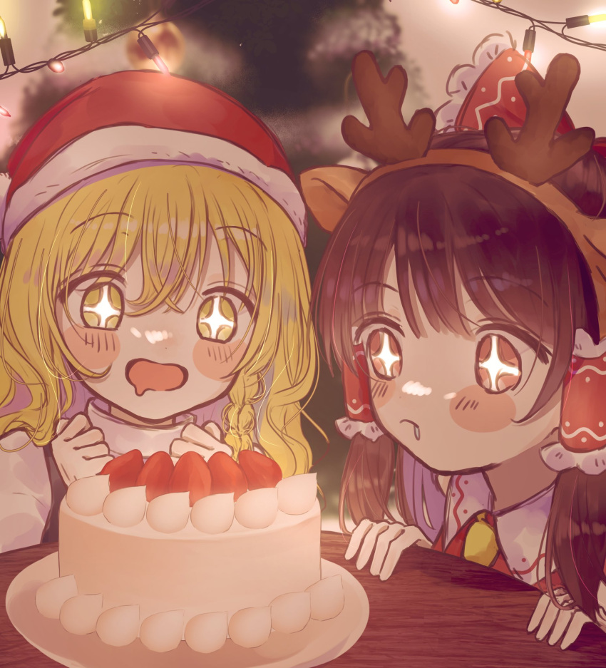 +_+ 2girls antlers ascot blonde_hair blush bow braid brown_hair cake christmas christmas_cake closed_mouth commentary fake_antlers food frilled_bow frilled_hair_tubes frills hair_bow hair_tubes hakurei_reimu hat highres kirisame_marisa long_hair multiple_girls open_mouth red_bow reindeer_antlers saliva santa_hat side_braid single_braid string_of_light_bulbs toppoppo1017 touhou turtleneck