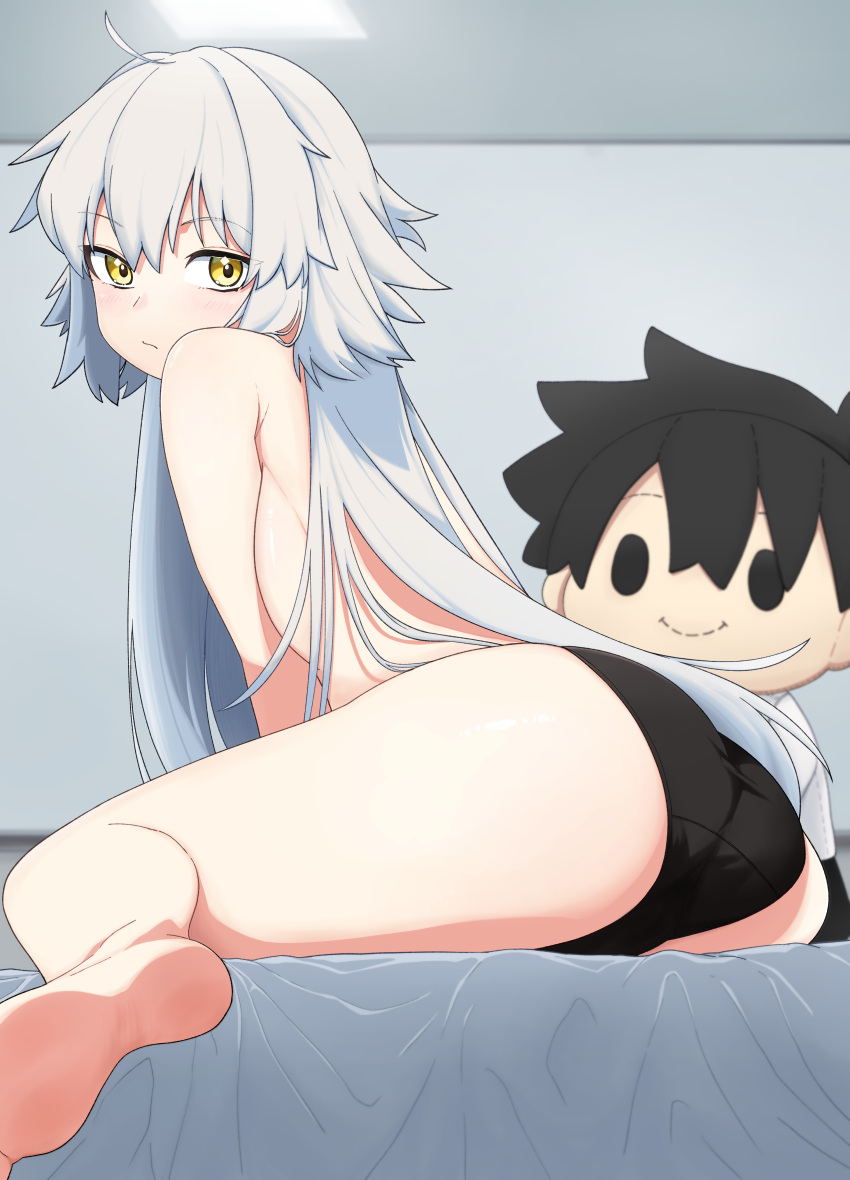 1girl absurdres ahoge ass barefoot bed black_panties character_doll closed_mouth commentary_request fate/grand_order fate_(series) from_behind fujimaru_ritsuka_(male) grey_hair hair_between_eyes highres indoors jeanne_d'arc_alter_(fate) long_hair no_bra nonotara110 on_bed panties sitting solo topless underwear underwear_only very_long_hair yellow_eyes