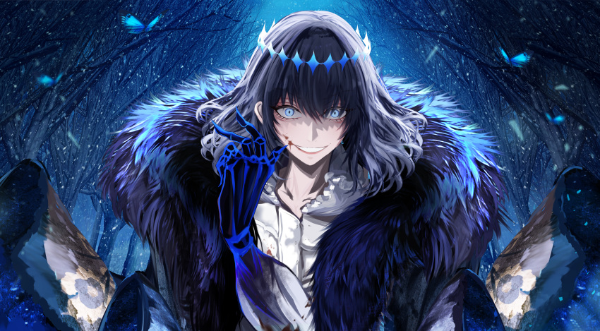 1boy absurdres antinese arthropod_boy black_hair blood blood_on_clothes blood_on_face blue_eyes bug butterfly_wings cape centipede cloak collared_shirt crown diamond_hairband dragonfly_wings fate/grand_order fate_(series) fur-trimmed_cape fur-trimmed_cloak fur_trim highres insect_wings long_sleeves looking_at_viewer male_focus medium_hair oberon_(fate) oberon_(third_ascension)_(fate) official_alternate_hair_color shirt smile solo upper_body white_shirt wing_cape wings