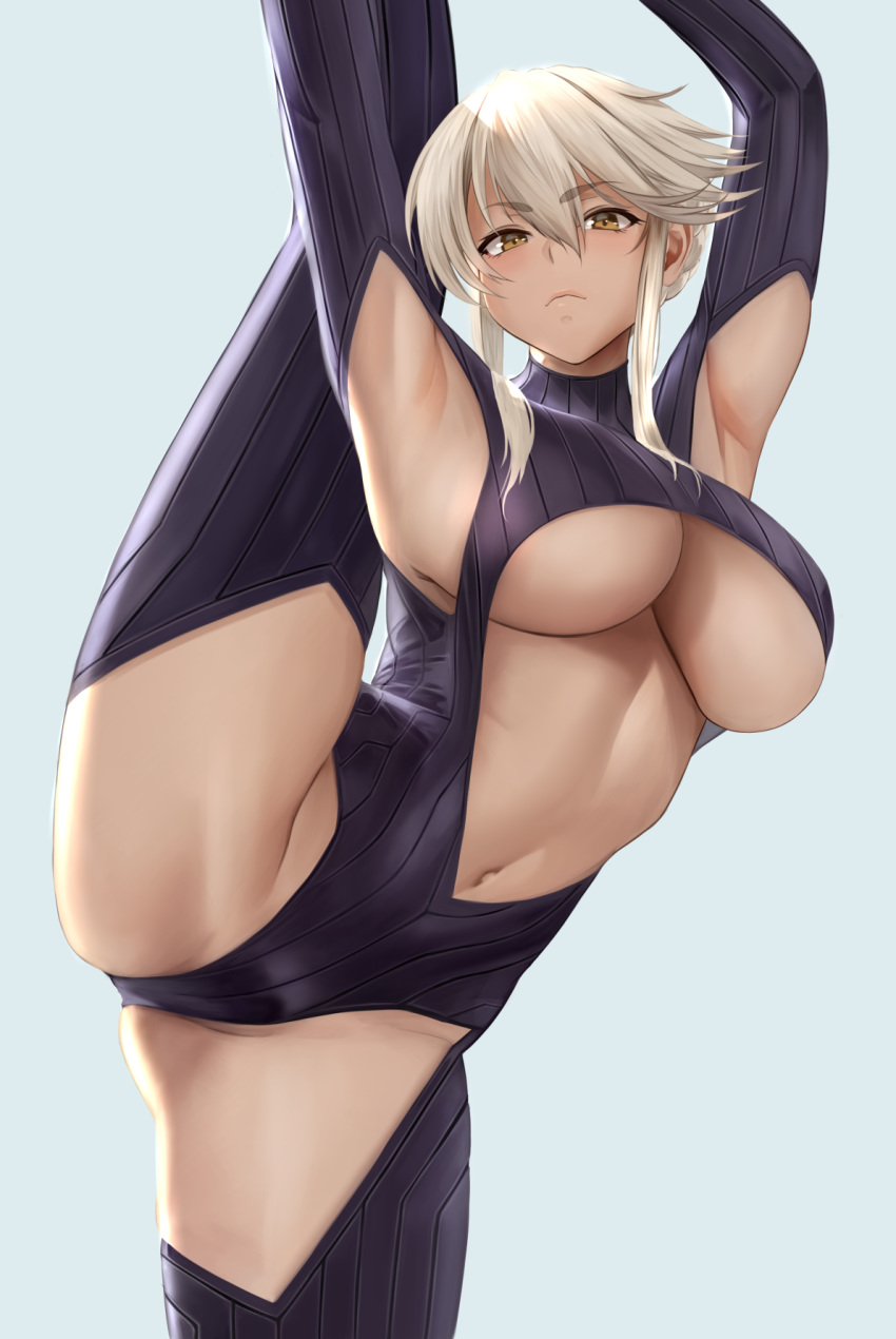 1girl armpits arms_up artoria_pendragon_(all) artoria_pendragon_(lancer_alter) bangs black_bodysuit bodysuit braid breasts center_opening closed_mouth fate/grand_order fate_(series) french_braid highres large_breasts leg_lift leg_up long_hair looking_at_viewer revealing_clothes ribbed_bodysuit sidelocks split standing standing_on_one_leg standing_split underboob yamaneko_(tkdrumsco) yellow_eyes