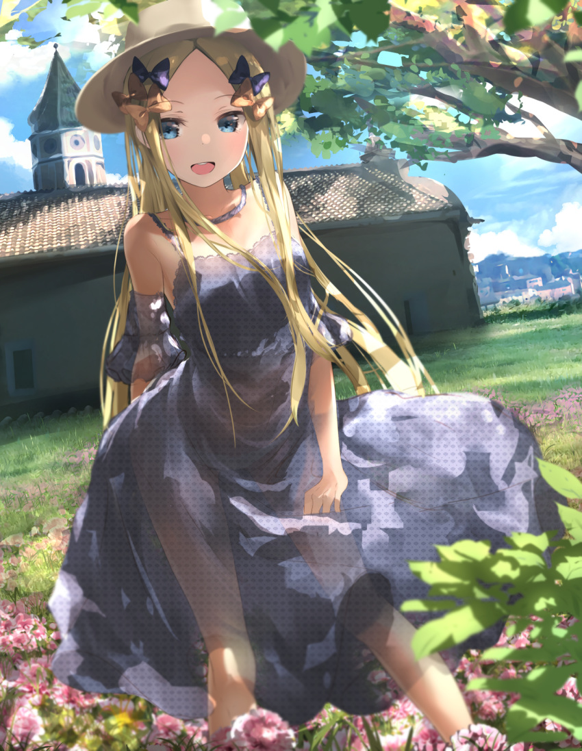 1girl abigail_williams_(fate/grand_order) bangs black_bow blonde_hair blue_eyes blush bow breasts dress fate/grand_order fate_(series) forehead hat highres long_hair looking_at_viewer multiple_bows open_mouth orange_bow outdoors parted_bangs sakazakinchan small_breasts smile thighs