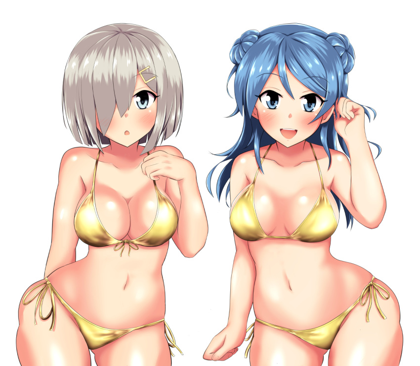 2girls bikini blue_eyes blue_hair breasts double_bun gold_bikini gold_swimsuit hair_ornament hairclip hamakaze_(kantai_collection) haoto_(arnica_leaf) highres kantai_collection large_breasts multiple_girls one_eye_covered short_hair silver_hair simple_background smile string_bikini swimsuit urakaze_(kantai_collection)